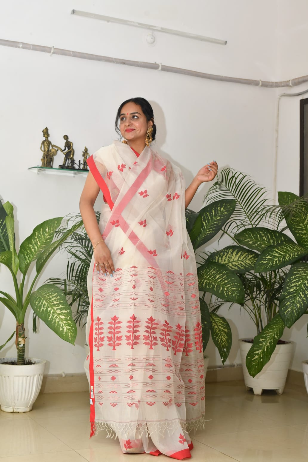 SOLD Saffron Blossom – Bengal Original Maslin Silk Saree in White and Red with Silk Mark