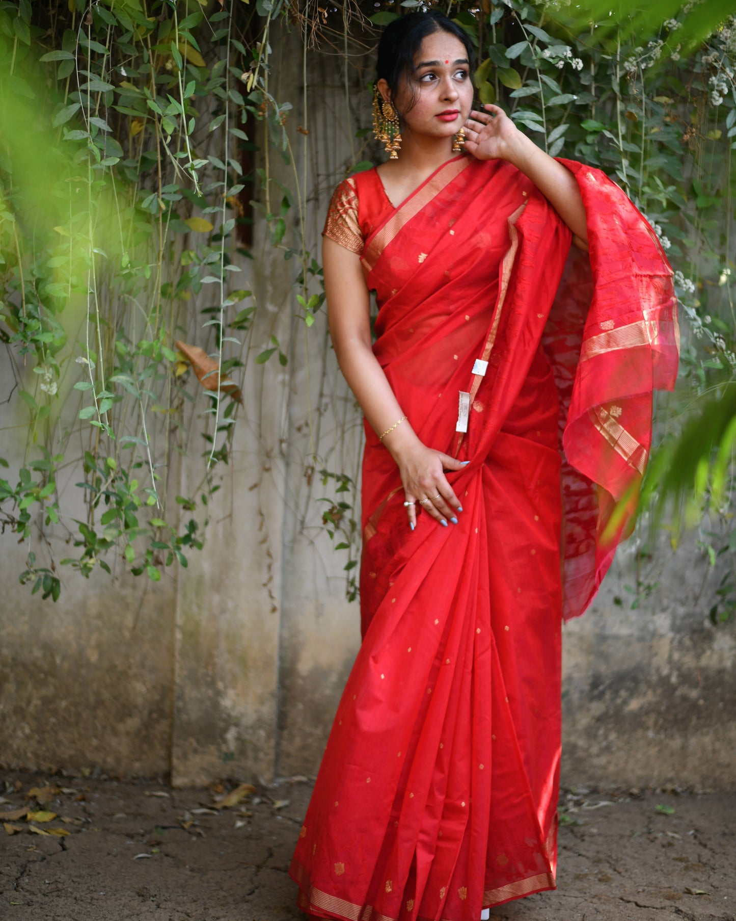 Crimson Grace – Pure Handwoven Chanderi Silk Cotton Saree with Blouse & Authentic Handloom Tag
