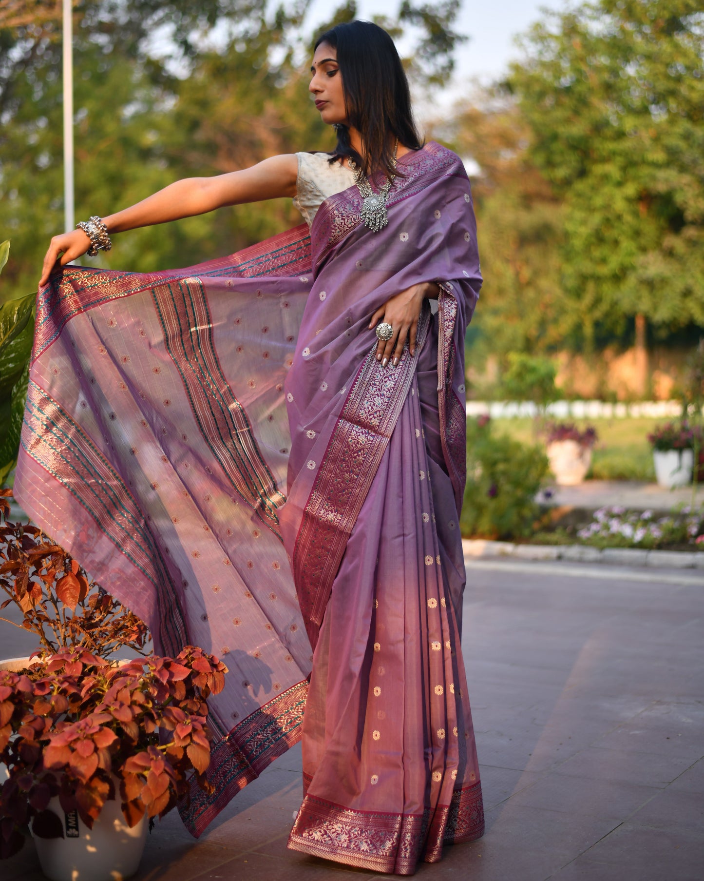Heritage Hues –  Pure Handwoven Silk Cotton Chanderi Saree with Unstitched Blouse & Handloom Tag