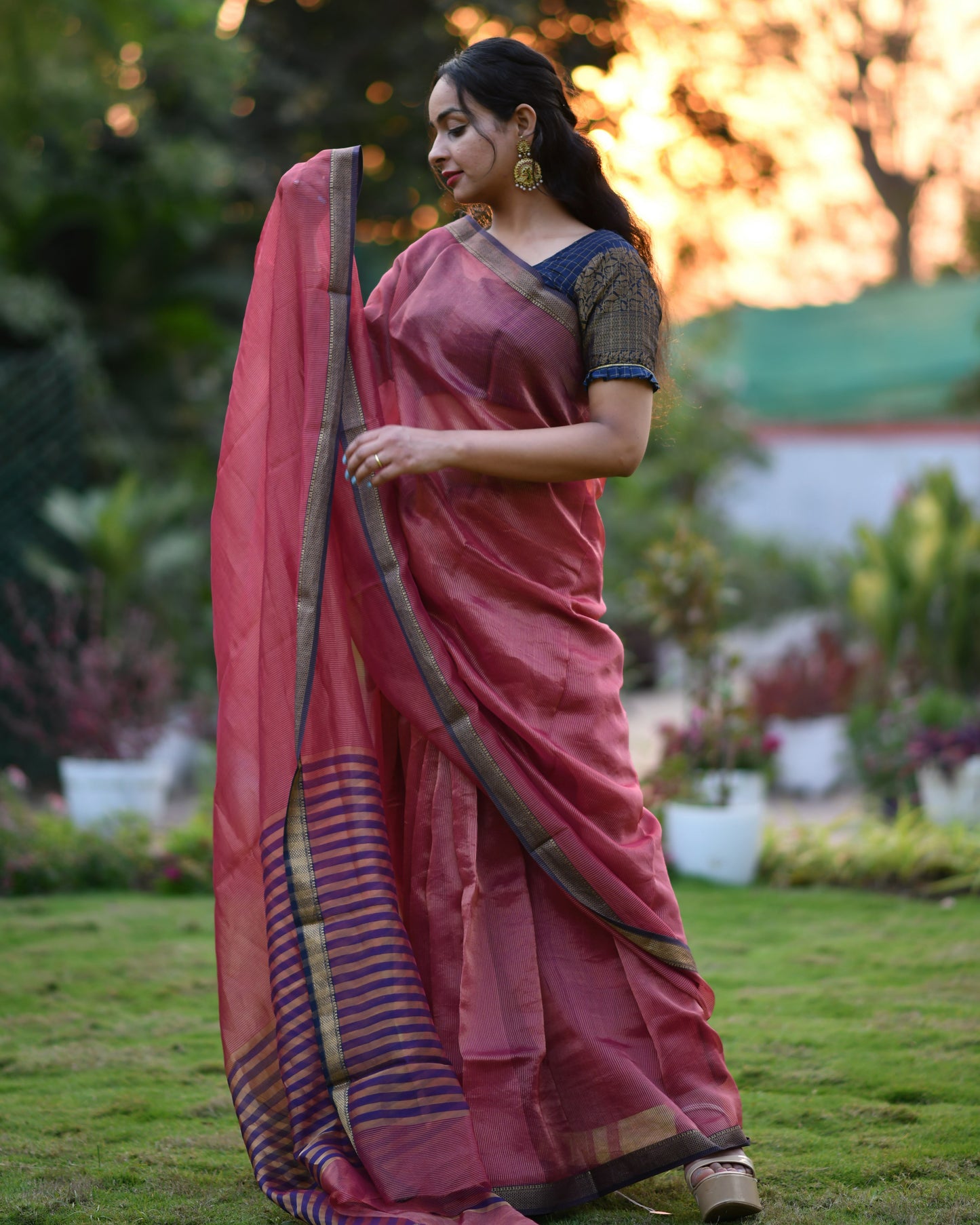 Timeless Elegance – Handwoven Pure Silk Cotton Chanderi Saree with Blouse & Handloom Tag