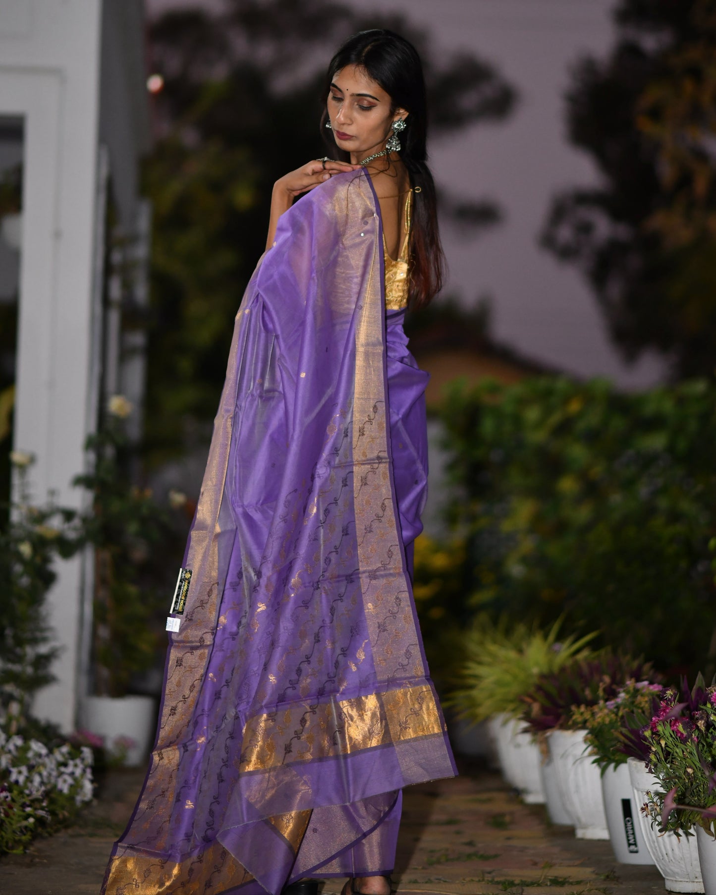 Ethereal Elegance – Pure Handwoven Silk Cotton Chanderi Saree with Blouse & Handloom Tag