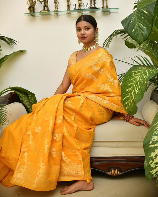 Whispers of Varanasi – Pure Banarasi Chinia Silk Saree with Blouse | Silk Mark Certified