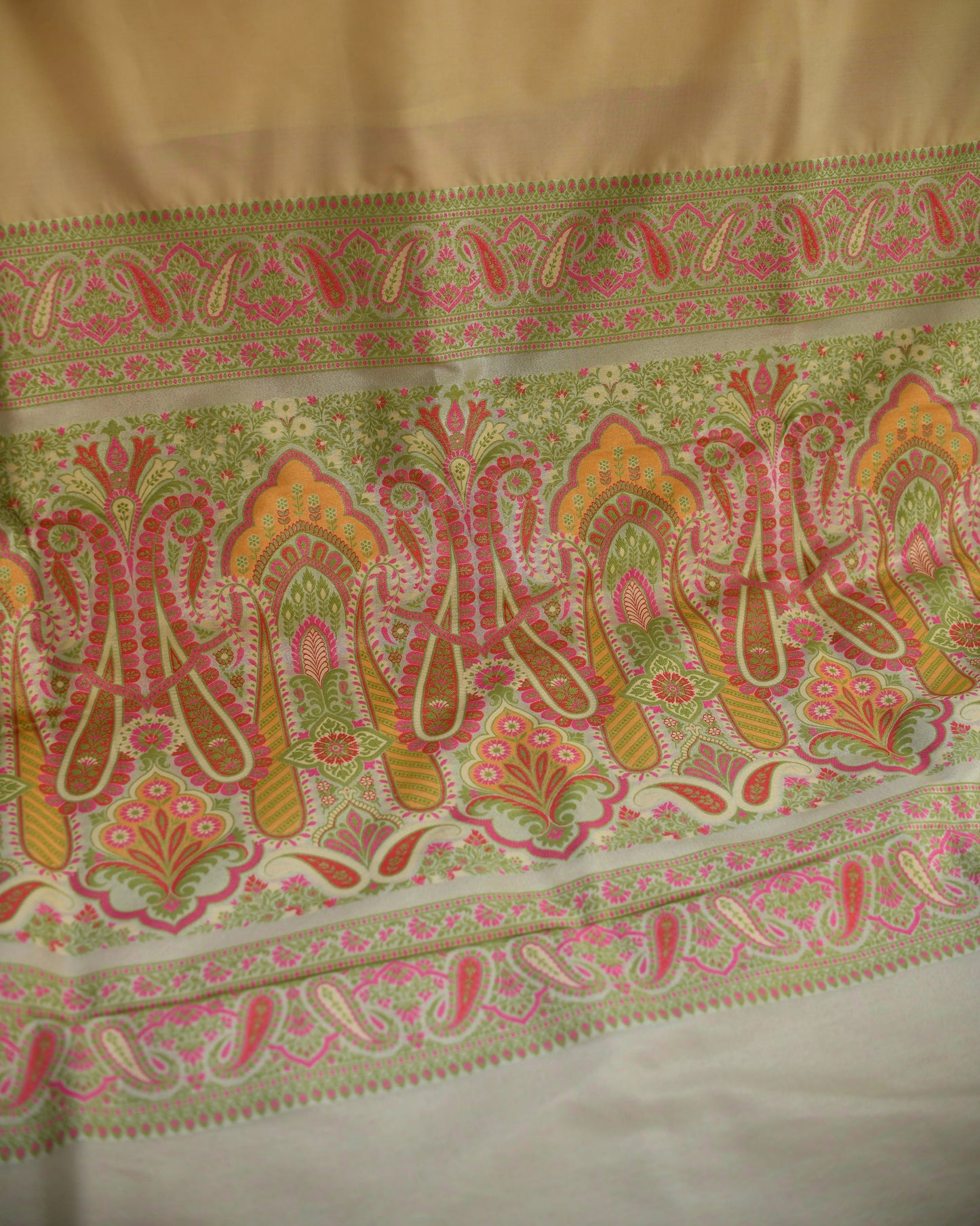 Charming Banarasi Cotton Silk Saree with Blouse – A Perfect Blend of Tradition