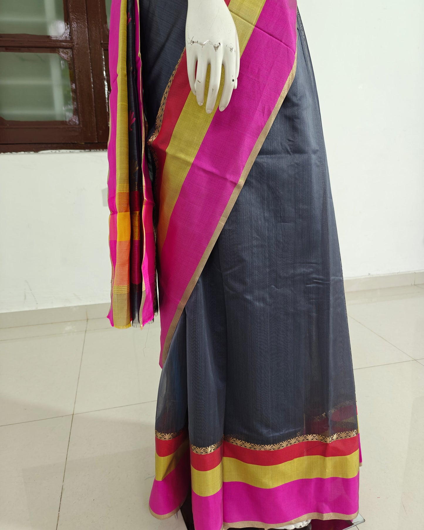 Elegance Woven – Pure Handwoven Silk Cotton Chanderi Saree with Unstitched Blouse & Handloom Tag
