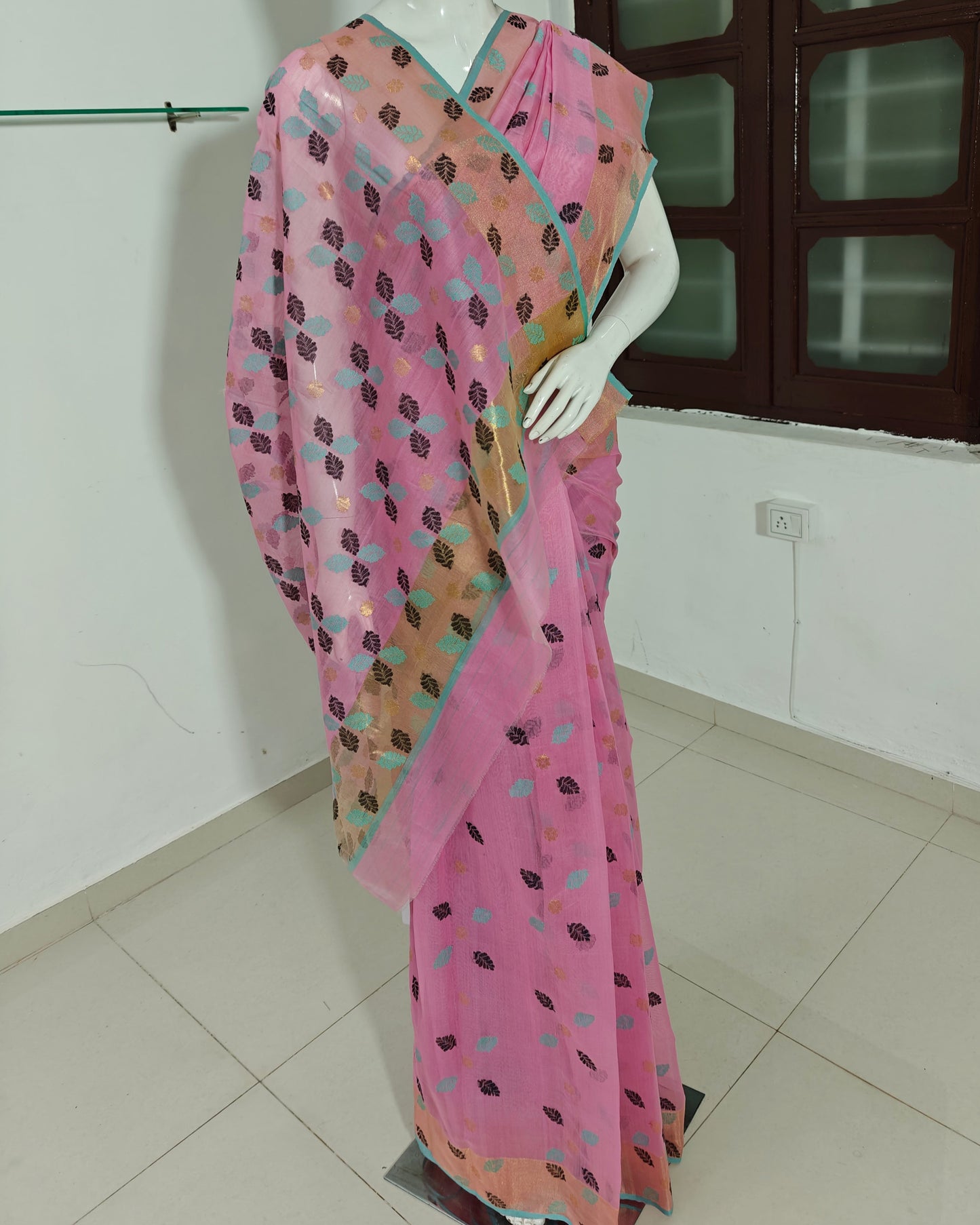 Heritage Threads – Handwoven Silk Cotton Saree with Blouse & Authentic Handloom Tag