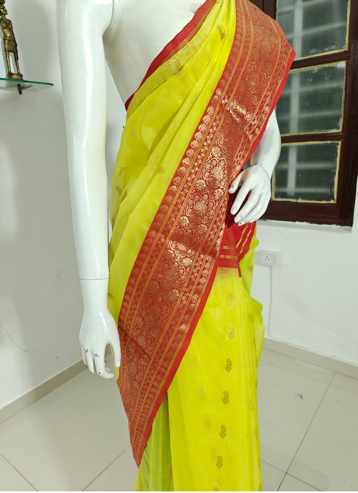 Sunlit Charm – Yellow Pure Silk Chanderi Saree with Unstitched Blouse & Silk Mark Tag