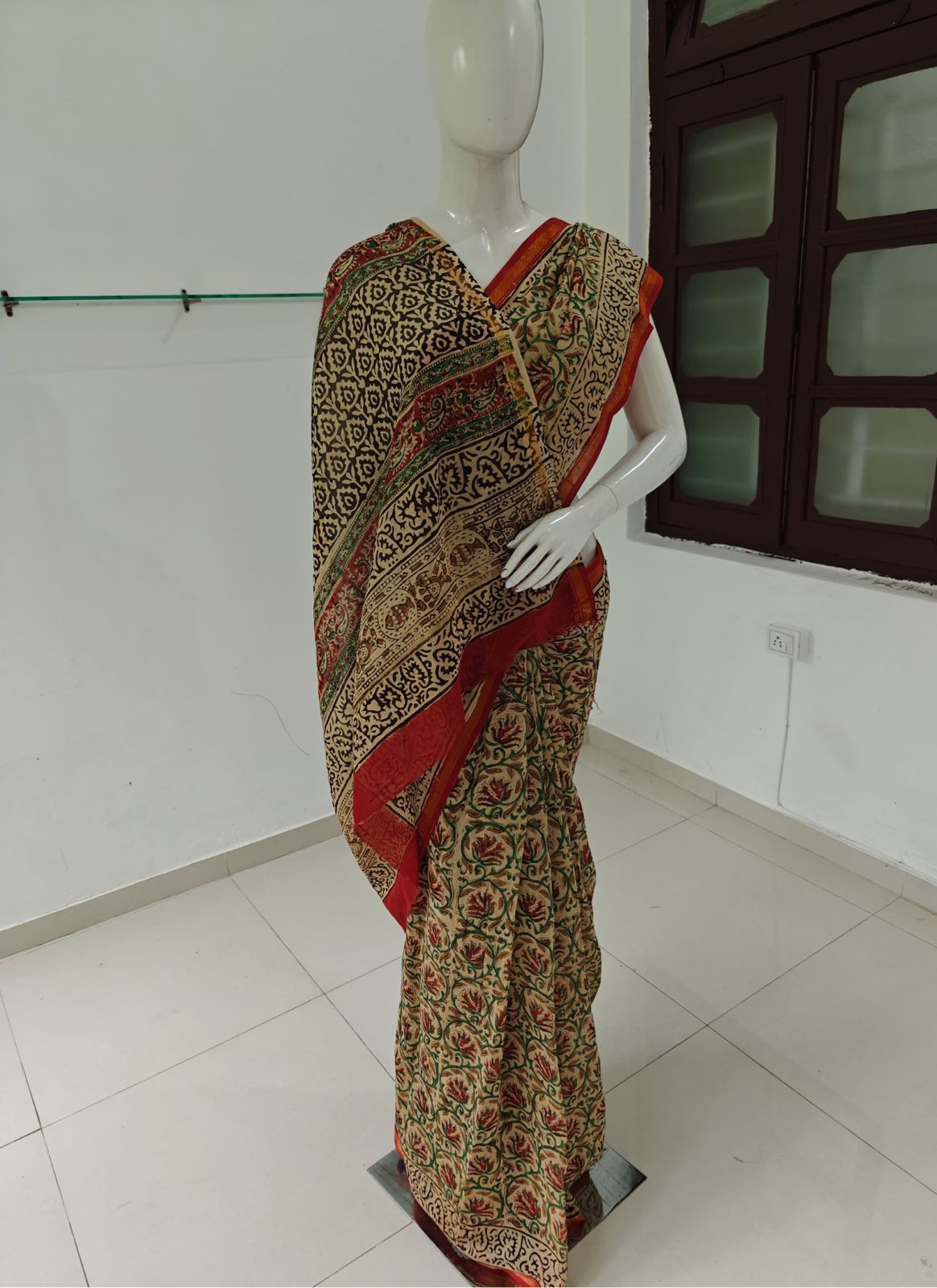 Ethereal Weave – Pure Handwoven Silk Cotton Chanderi Saree with Unstitched Blouse & Handloom Tag