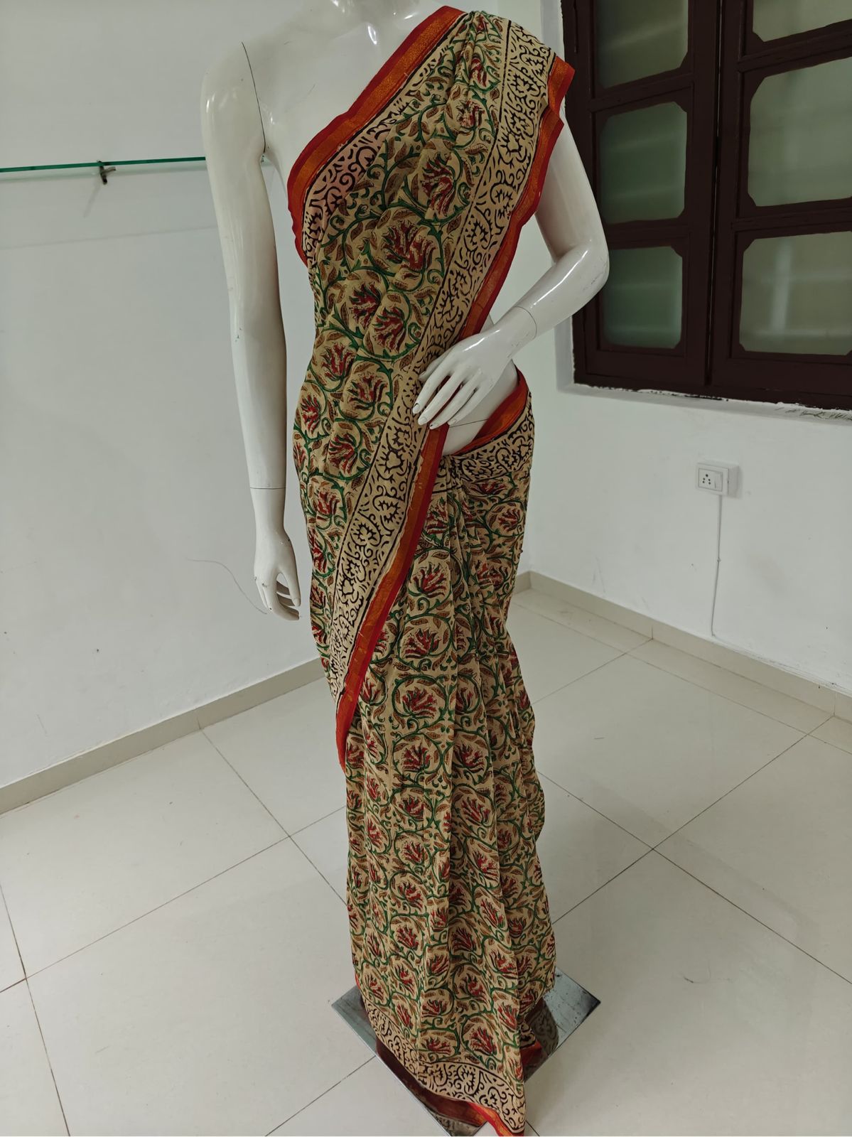 Ethereal Weave – Pure Handwoven Silk Cotton Chanderi Saree with Unstitched Blouse & Handloom Tag