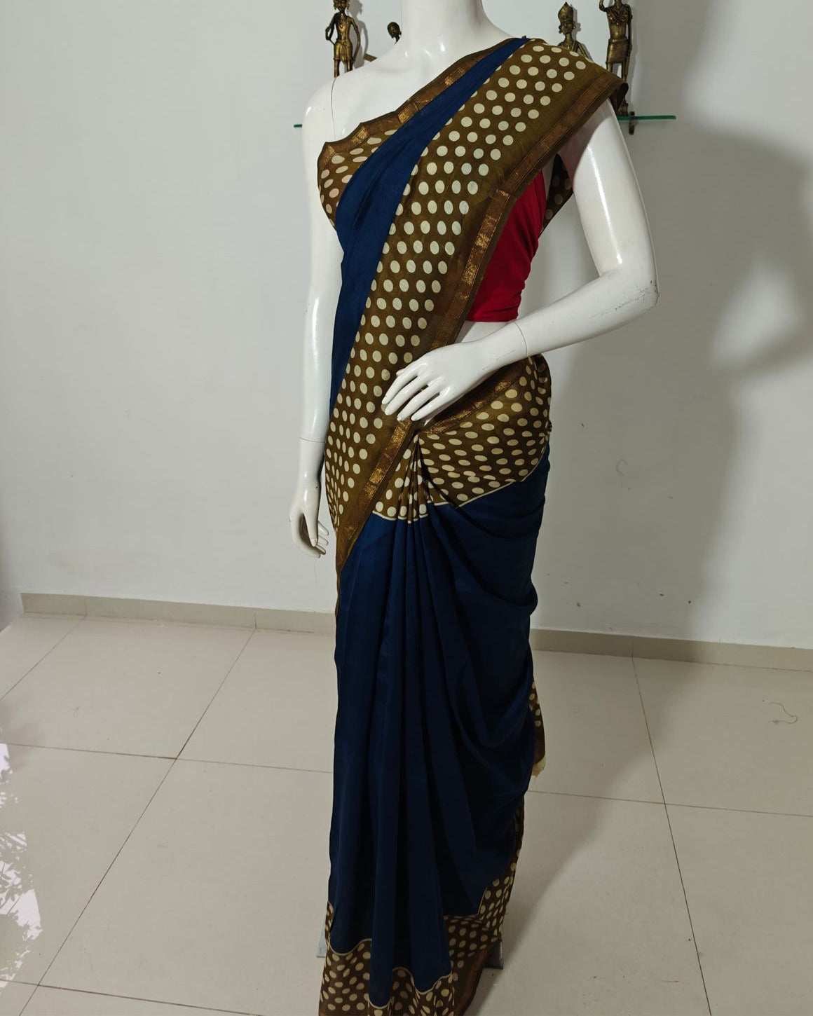 Blue Breeze – Pure Handwoven Silk Cotton Chanderi Saree with Polka Dots, Unstitched Blouse & Handloom Tag