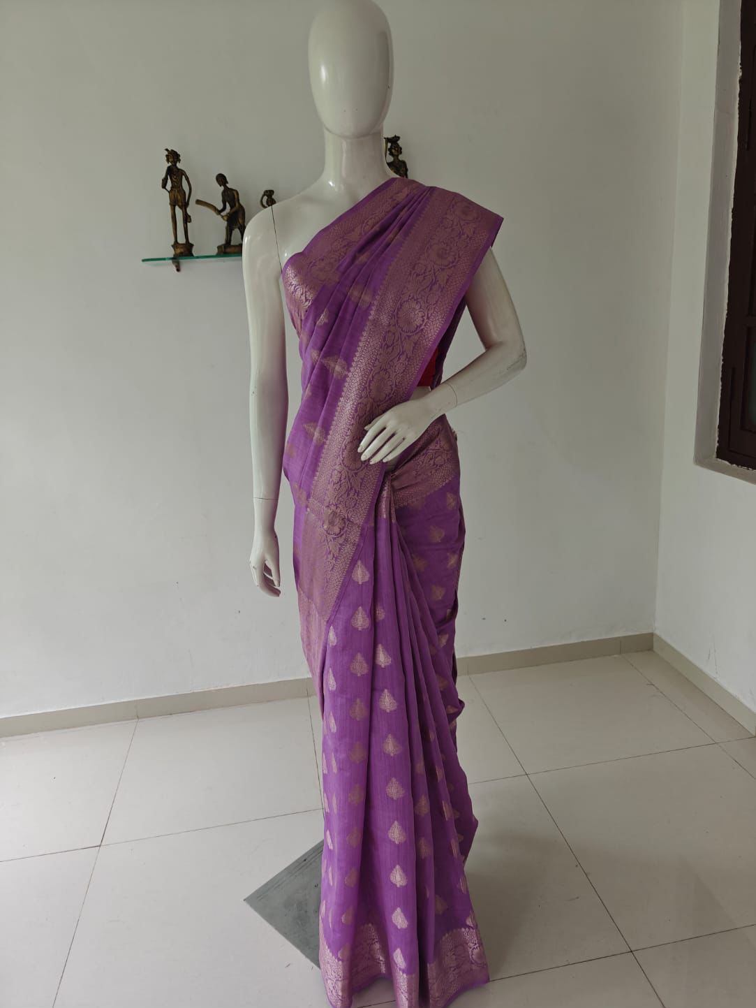 Royal Purple Pure Banarasi Chinia Silk Saree with Blouse & Silk Mark Tag
