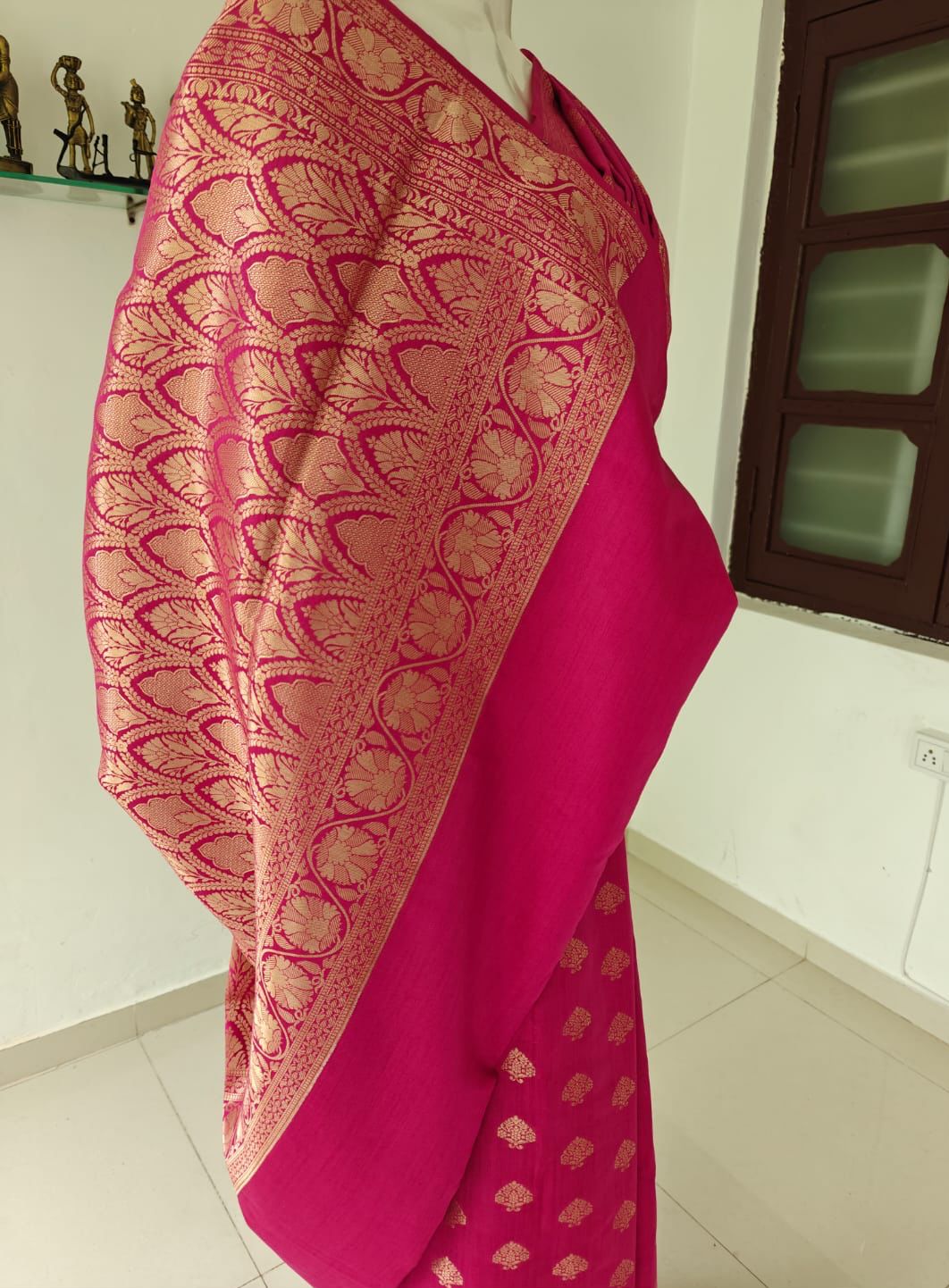Vibrant Dark Pink Pure Chinia Banarasi Silk Saree with Blouse & Silk Mark Tag