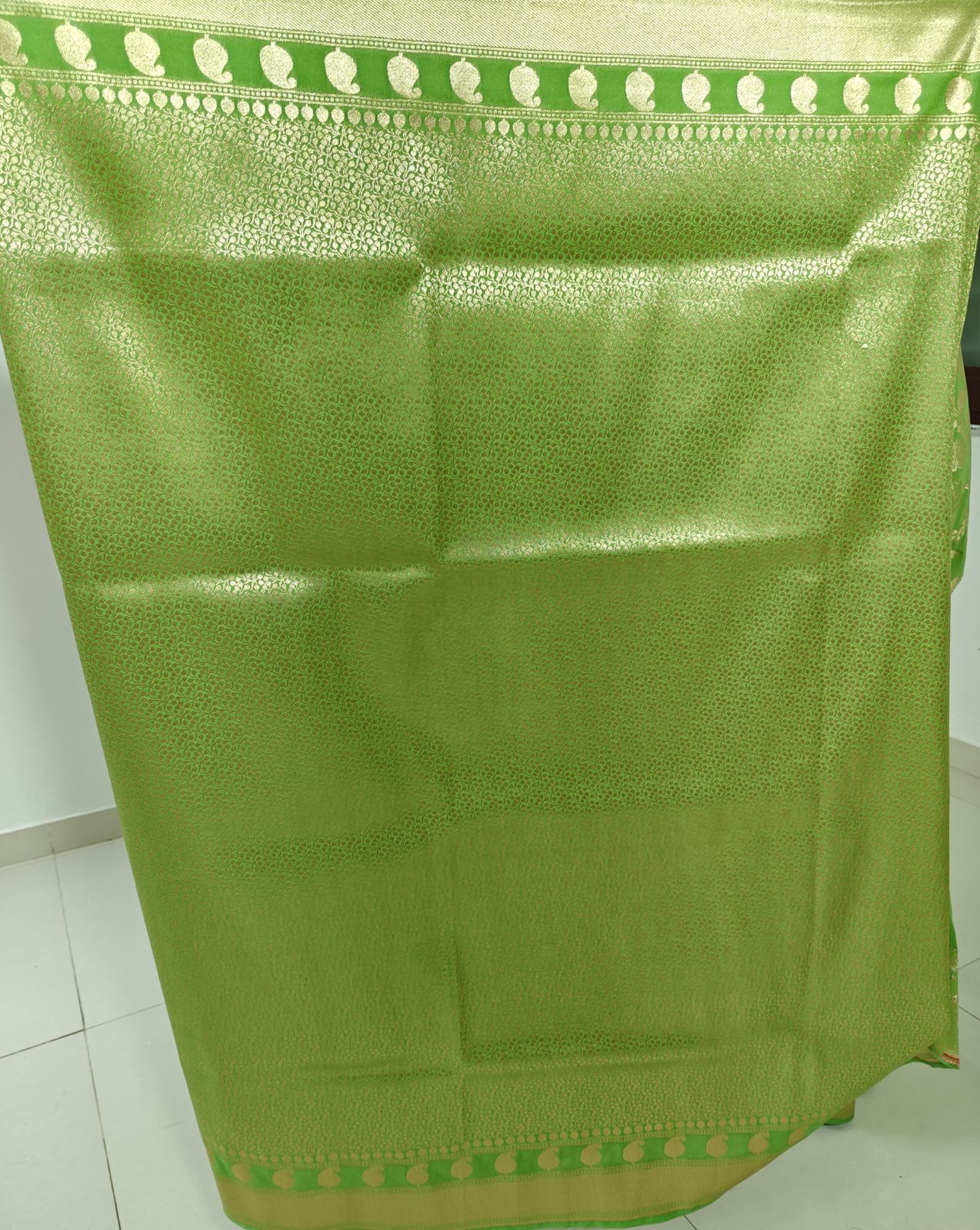 Regal Threads – Pure Banarasi Silk Cotton Saree with Blouse