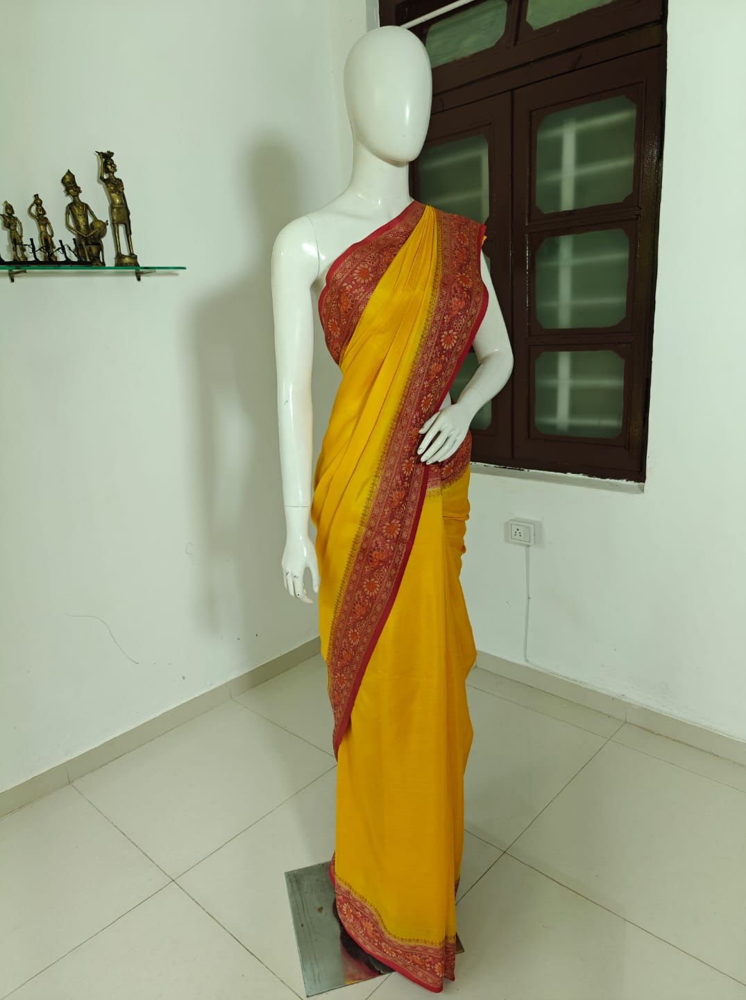 Radiant Yellow Pure Banarasi Silk Saree with Blouse & Silk Mark Tag