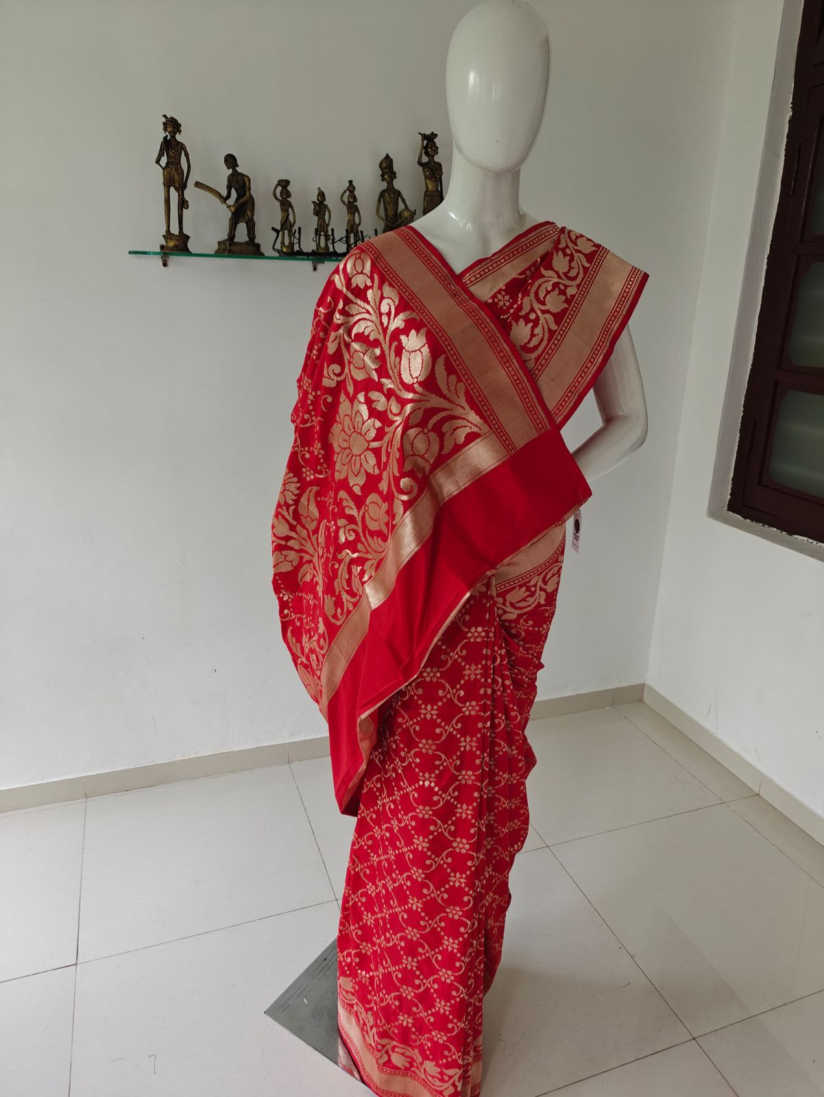 Luxurious Red Pure Banarasi Katan Silk Saree with Blouse & Silk Mark Tag