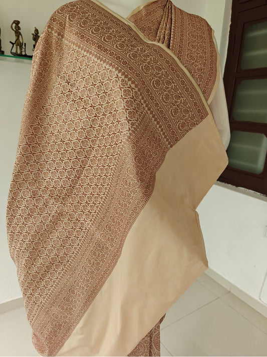 Exquisite Pure Banarasi Katan Silk Saree with Blouse & Silk Mark Tag