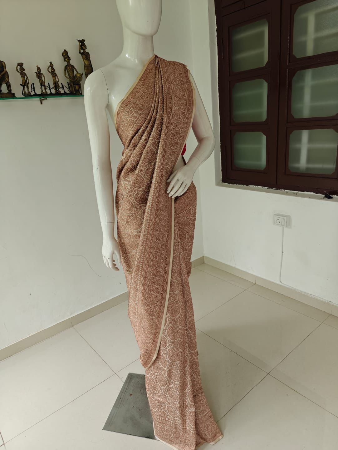 Exquisite Pure Banarasi Katan Silk Saree with Blouse & Silk Mark Tag