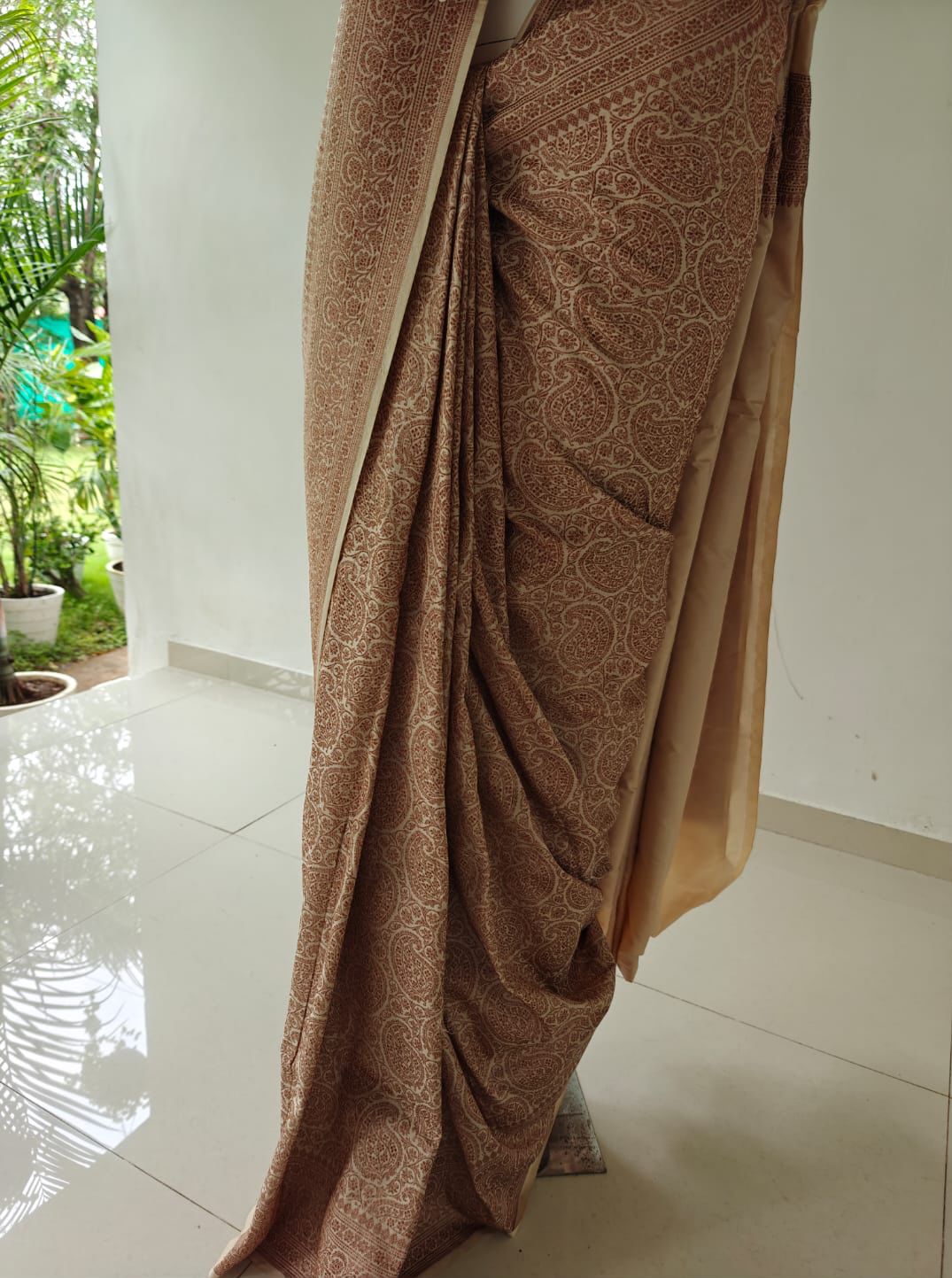 Exquisite Pure Banarasi Katan Silk Saree with Blouse & Silk Mark Tag