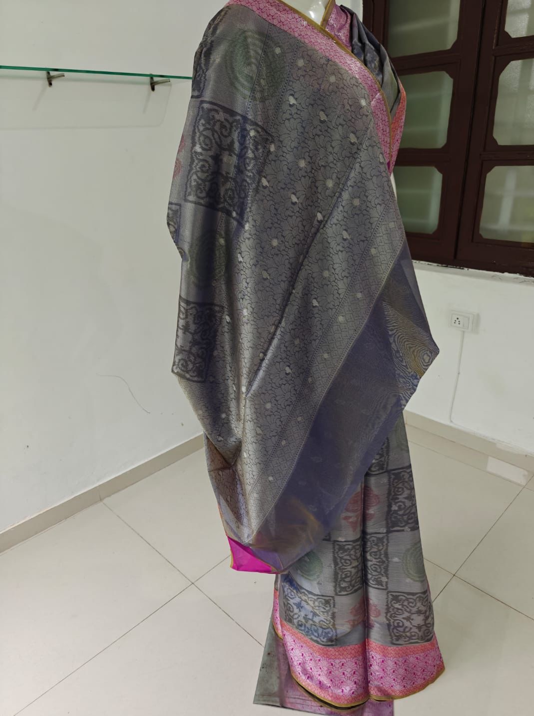 Elegant Banarasi Cotton Silk Saree with Blouse