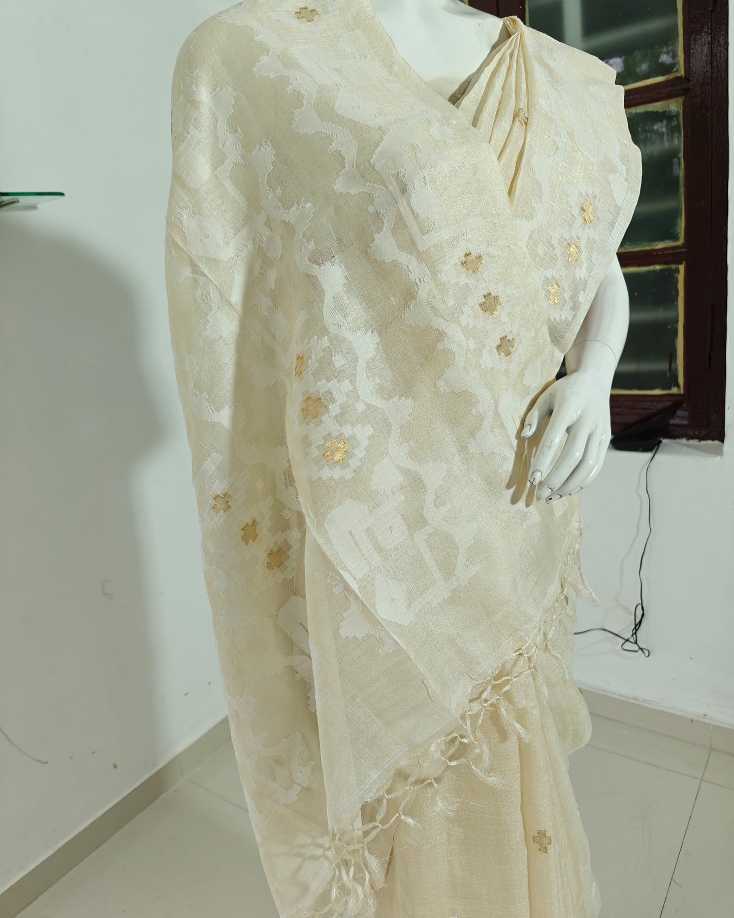 SOLD Cream Tussar Silk Saree with White Jamdani Motifs and Silk Mark Tag