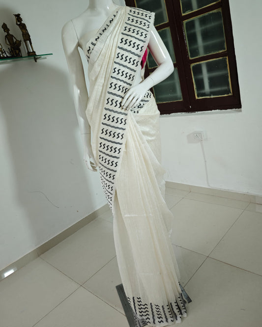 SOLD Minimal Charm – Matka Silk with Bold Borders
