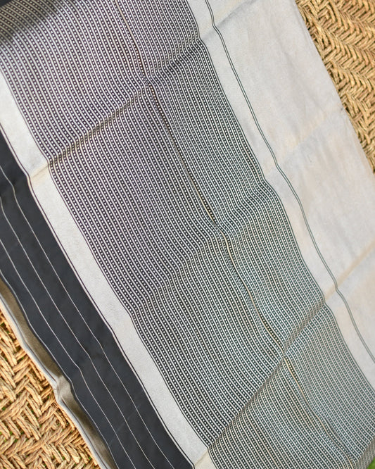 Raw Mango Pure Banarasi Silk Saree with Blouse & Silk Mark Tag